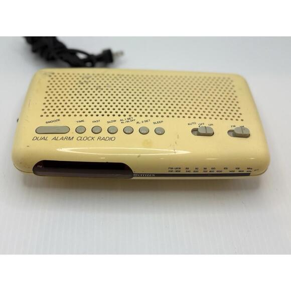 VINTAGE RARE CITIZEN BEDSIDE ALARM CLOCK RADIO RARE - Picture 4 of 12